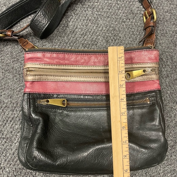Fossil Explorer Two-Tone Leather Crossbody Bag Red Black Vintage Y2K Soft - Picture 6 of 11